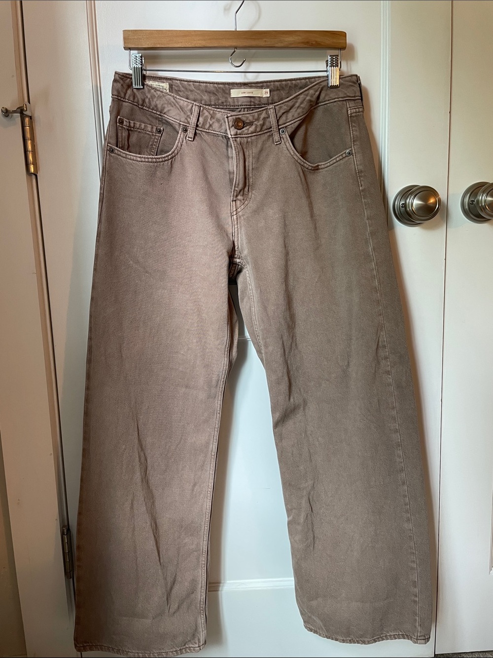 Levi’s Low and Loose relaxed fit straight leg 29x30.